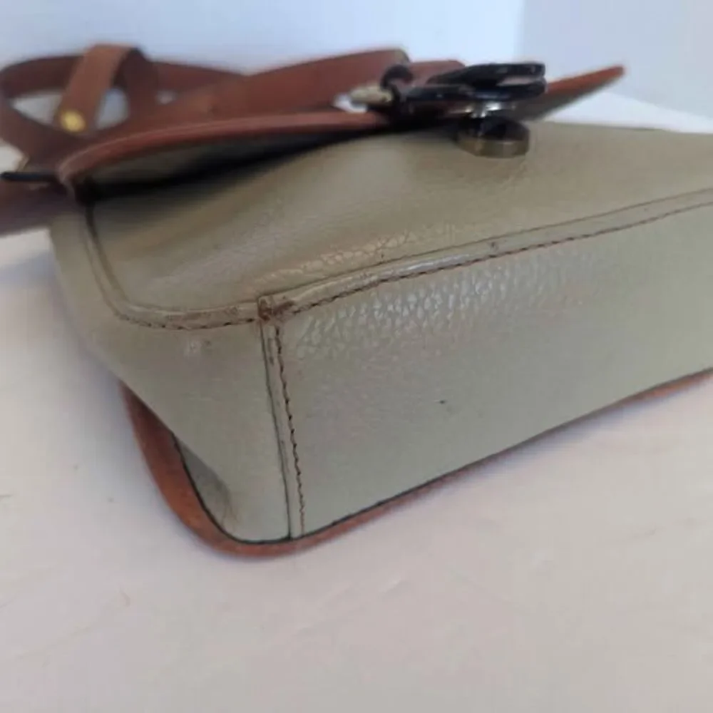 Vintage Distressed Liz Claiborne 2 Tone Leather Saddle Purse Crossbody Bag 8x7